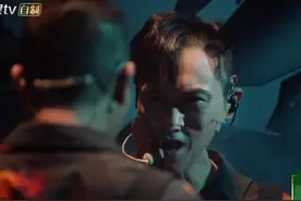 披2五公的7个精彩表演，为什么是《浮夸》的火力值最高？图片