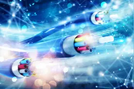 光纤通信速率破纪录！2倍于全球互联网总流量，每秒能传1.84Pbit图片