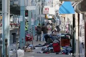 美国都市街头太恐怖，流浪汉如行尸走肉！美国瘾君子一年死超十万图片