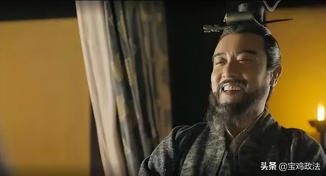 最脍炙人口的10首诗，读来慷慨激昂，方显英雄本色