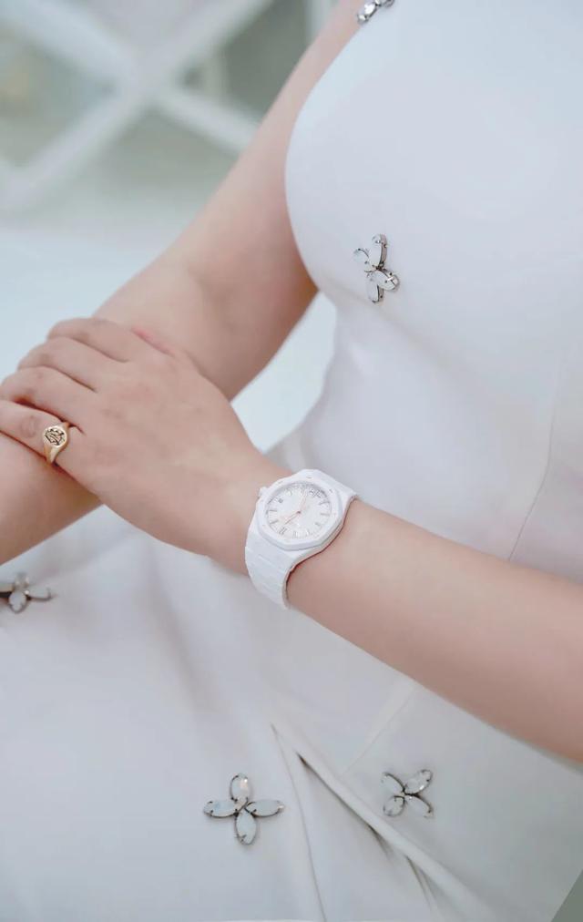 �����˵�Ů��Ϊʲô�������ޣ��¿���մɻ�����ϾͲ���ժ������