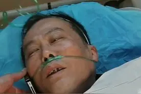 上海58岁大叔因抽烟生命垂危，家属毫不在意，术时砸门术后骂人图片