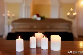 农村老头葬礼花费千万？每桌茅台配中华，村民：儿子身份不一般图片