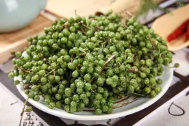 四川厨娘教你保存花椒，不变色不变味，一年到头都能吃到新鲜的图片