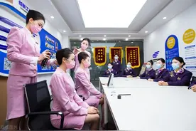 我，空姐，晒出工作经历和年收入，建议空姐辞职后从事这三类工作图片