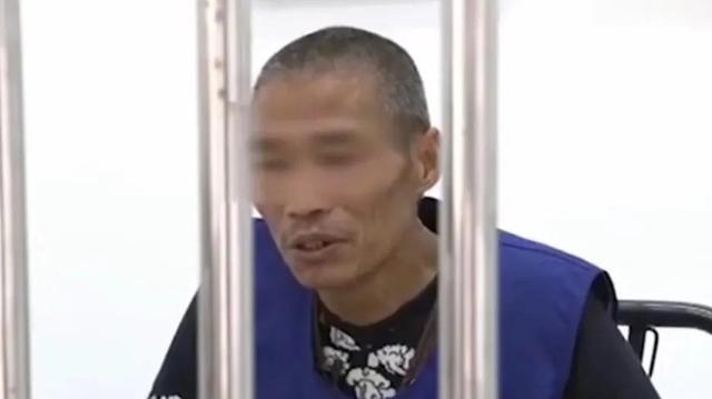 男子与隔壁邻居儿媳通奸，儿媳公公直接提刀上门将男子当场砍死