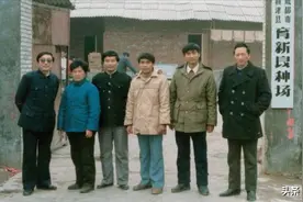 四川一个贫困家庭，竟养出四个亿万富翁，其中两人问鼎中国首富图片