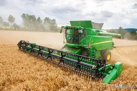 “三夏”开始了，联合收割机使用和操作注意事项有哪些图片