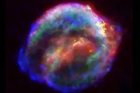 400年前的爆炸图像，这是宇宙中的超级大爆炸，最后的超新星图片