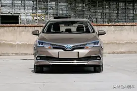 1.3L低油耗的丰田卡罗拉，上绿牌省心好养活，带你看卡罗拉双擎E+图片