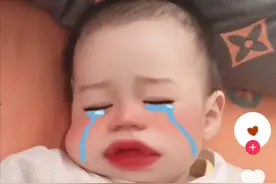 宝宝满11个月还未长牙，医生说正常，但长牙齐全不能晚于这个年龄图片