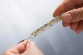 水银体温计夹左边还是右边好图片