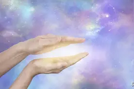 解说：恐怖电影《招魂》图片