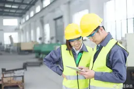 如何壮大年轻“灰领”劳动者？图片