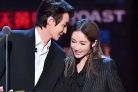 17年换15个男友，个个不满25岁，没有一个弟弟能抵挡她的魅力图片