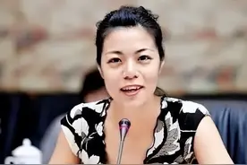 “复旦女神”陈果：从万人追捧到跌下神坛，她究竟做错了什么事？图片