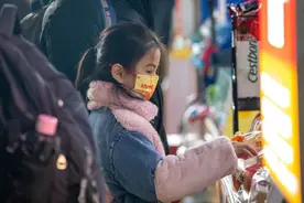 买火车票如何添加免费乘车儿童？科普来了！图片