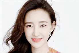 外美内秀的王丽坤是怎样炼成的，面对剧红人不红，她如何微笑前行图片