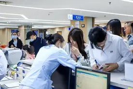 高考结束，高中女生扎堆去往医院，彻底撕碎中国教育的“遮羞布”图片