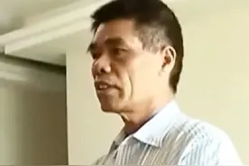 身价千万时抛弃妻女，让女儿捡垃圾吃，晚年败光家产却找妻女赡养图片