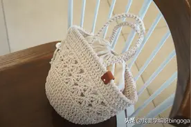 夏天拎款这样的包包出门，清爽简约又好看方便，花篮包编织教程图片