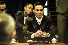 他被誉为竹联帮精神领袖，同时也是“鸭霸子”陈启礼的大哥图片