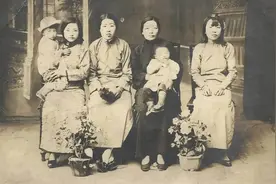 建国后规定一夫一妻，那些姨太太是怎么处理的？图片