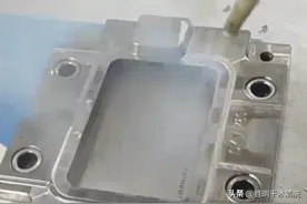 模具怎样清洗和保养图片