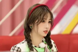 4款不挑人的扎发，简单好学显脸小图片