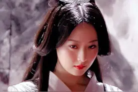 碰瓷别人名气出道的女星：有人成功干倒前辈，有人吃相难看红不了图片