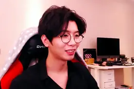 网红lex被曝和奇怪姐离婚，是当年口嗨《无职转生》的后续？图片