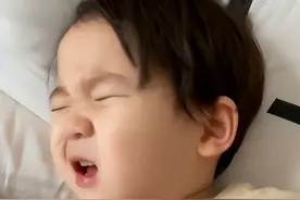 薯条来啦：一句我有点迷迷圈粉百万，每天跟老爸斗智斗勇萌翻众人图片