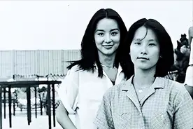 明明是一个妈生的，长相却天差地别，这对亲兄妹让人“开眼”了图片