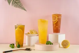 两年从30元到9.9元一杯 价格战能否拯救越来越卷的新茶饮？图片