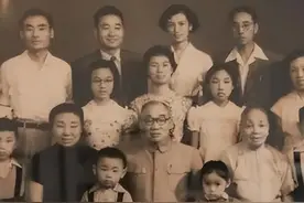 中国"计划生育之父"，自己有2个老婆8个孩子，却呼吁全国只生一胎图片