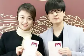 离婚5年后，看玖月奇迹王小玮与王小海的境遇，夫妻差距一目了然图片