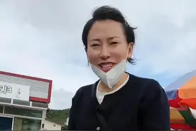 山东80后姑娘远嫁韩国农村，一家人都宠她，90岁公婆还帮她种菜图片