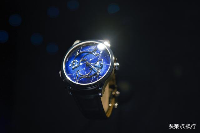 꾭䣬ʱű龭ѴչӭɫйϦ