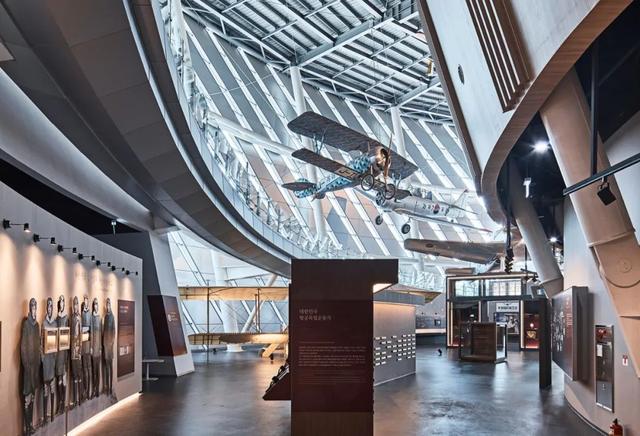 机械展展台设计图