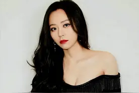 张靓颖：被骗财骗色15年，为其打乳钉，最后支付了6个亿的分手费图片