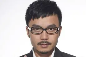 还记得《天天向上》的汪涵吗？录节目翻车了？图片