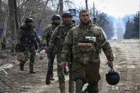 大鱼抓到了？俄军俘虏北约中将：现被押往俄罗斯本土？是真是假？图片