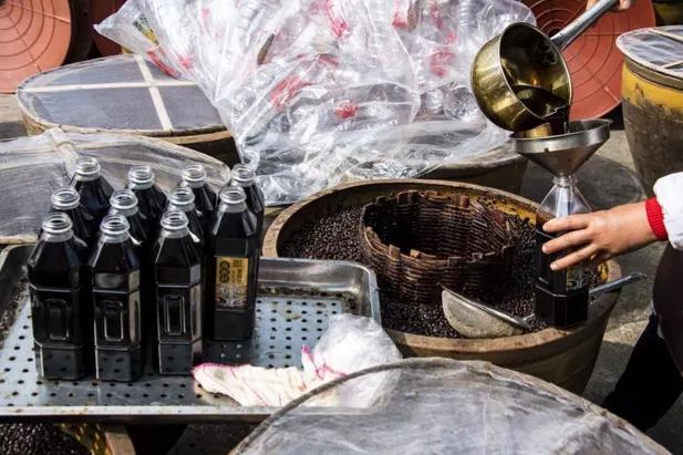 广东4款放心味极鲜，经查实，由100%纯豆制成，氨基酸态氨超1.2克