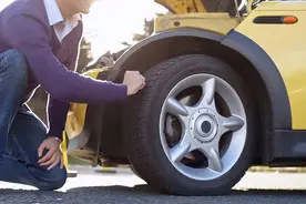 “轮胎”到底能用几年？别听4S店忽悠，否则就是浪费钱图片