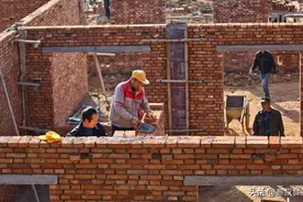 宁夏男子参加亲戚乔迁宴，随礼10000，直言这在当地很正常图片