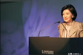 22岁嫁入三星，生3女1子，晚年熬成女首富的洪罗喜，到底有多狠？图片