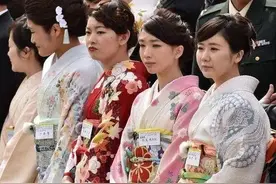 日本天皇挑选皇妃，除了外表好看，还有一要求，让人无法接受图片