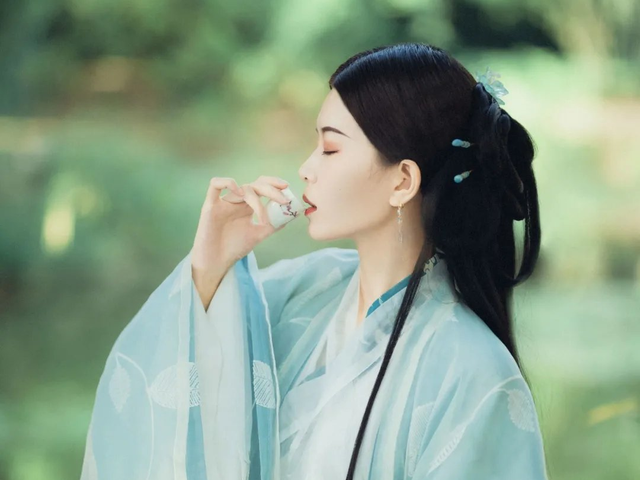 九首饮酒诗词，九重喝酒的境界，你在哪一重？