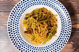 做焖面，面条先蒸先煮都不对，大厨教你正确做法，不粘不坨特入味图片