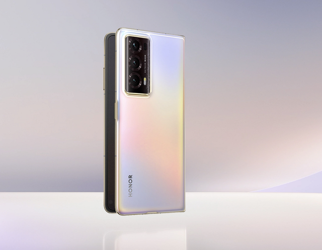 ��ǿ�۵����ֻ�PK����ҫMagic V2�ԱȻ�ΪMate X3����ѡ����һ����